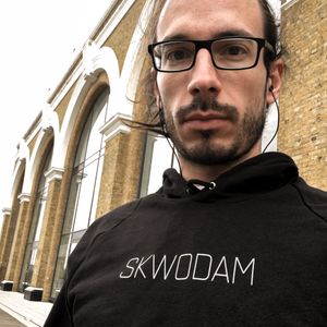 Skwodam – Deep house mix with Jamie XX, Polynation, Fish Go Deep, Dwson