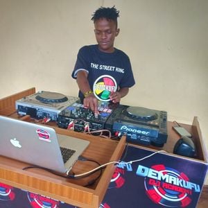 Best Of Elisha Toto By Dj Menter Mixcloud