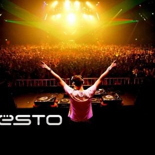 DJ Tiesto - Essential Mix Live at Amnesia Ibiza 08-07-2005