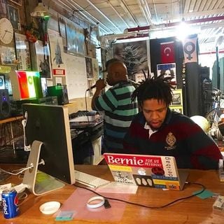 D Lo Radio with Noble Stony