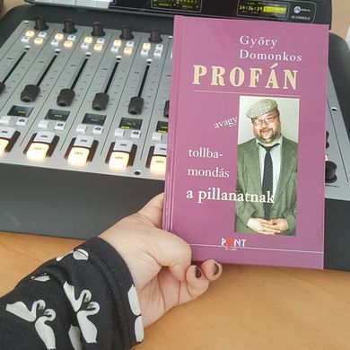 Győry Domonkos Profán című új könyvéről beszélgettünk a szerzővel az Fm. 100.1 Győr Plusz Rádióban