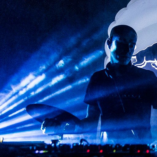 Main Stage – Pinch at Magnetic Fields