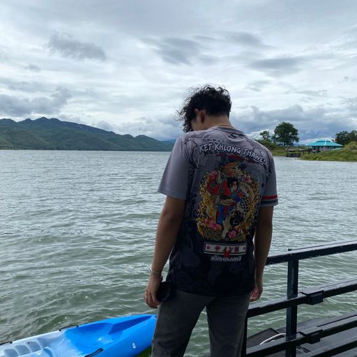 ถ้าไม่นับเรื่องเมา พี่ดีกว่าเขาแน่นอน Byเก็ตคลองทวี สโลแกน ท้ายพระรอง