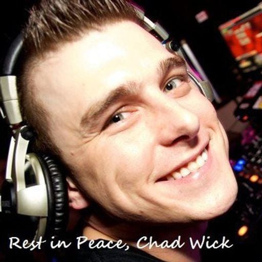 TRiLLFONiX - Always Smiling (R.I.P. DJ Chad Wick)[2012 Mix]