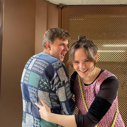 Long Cool Woman w/Ellie  10/10/2024 - [Voices Radio]