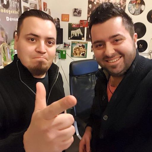 Mélyinterjúk Live!  Sándor Andrással. A műsor vendége Sipos Zoltán.  www.poptarisznya.hu