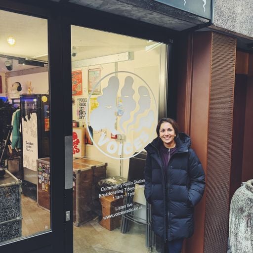 A Worldwide Thing w/ Amrisha - 05/04/26 - [Voices Radio]