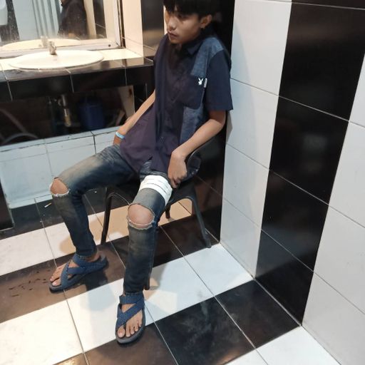 ไม่หวังได้ใจ หวังได้กันก้พอ.