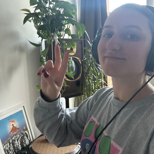 Worldwide Breakfast: Valentine Comar // 31-12-2025