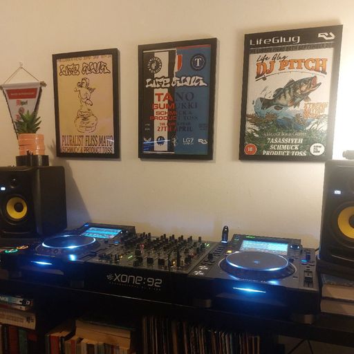 Life Glug w. Schmuck, Product Toss & Tino - August 2025