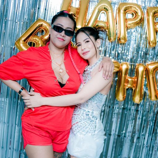 กุ๊กไก่หนูว่าหนูจะเลิกเมา