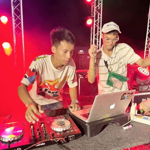 แฮปปี้เบิร์ดเดย์ (ดีเจ ฟล้องมหาเฮง)