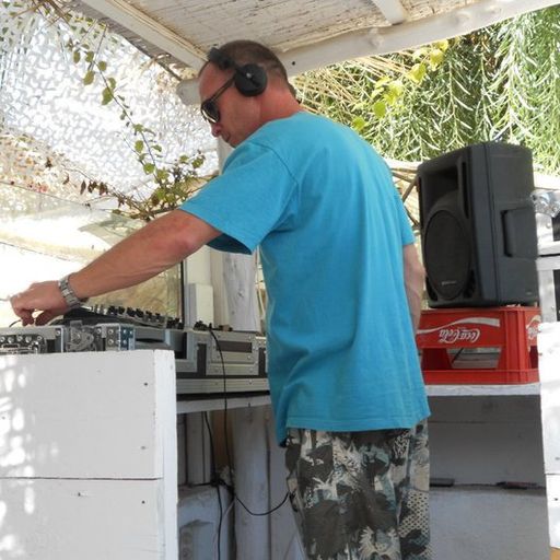 Area 32 093 Dave Johnson Mix
