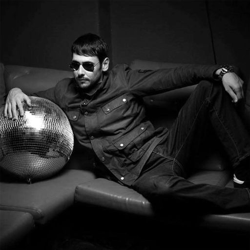 Voices In My Head w/ Special Guest DJ Danny Russell 04.05.2023