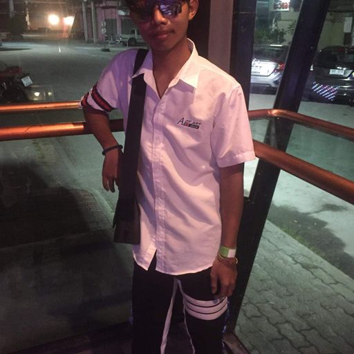 ให้ได้หมด อย่าทรยศก็พอ By    คุณ ศิริโชค ชื่อนี้มีเเต่ให้