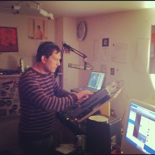 NTS 23/4/2012 w/ special guests Kelpe, Wanda Group & Thunderloops