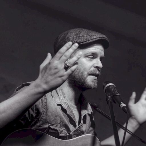 Live and Local with Robin Valk: Chris Tye at Ort Cafe (23/11/2016)