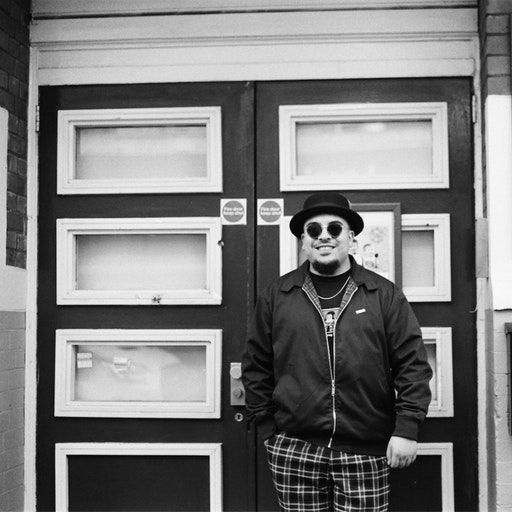 On the Floor – Kiko Bun at fabric