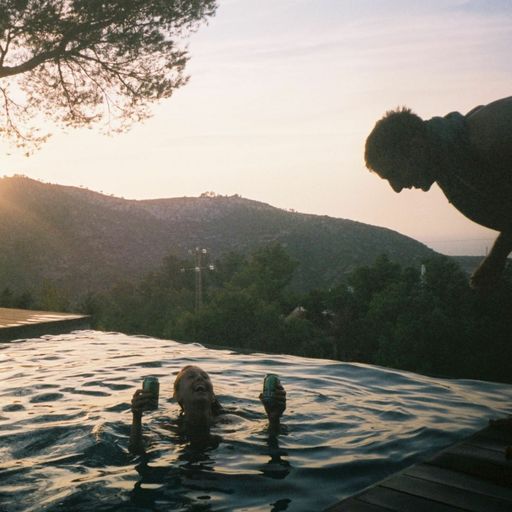 in 2 minds w. Shottel-  November 2022