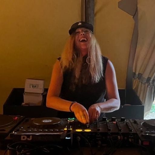 Colleen 'Cosmo' Murphy's Balearic Breakfast 12.8.25