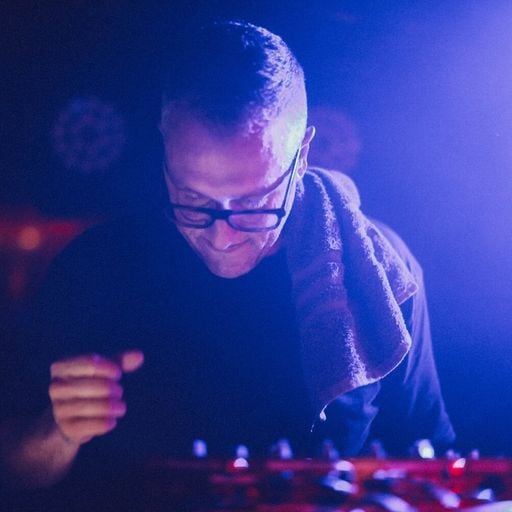 Frank Booker Guest Mix + Interview on The Flow - 21/03/2025