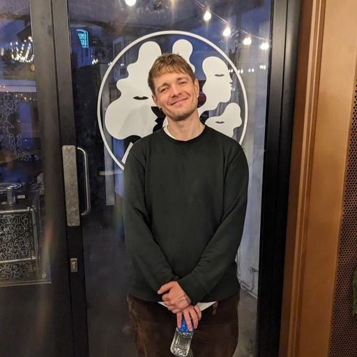 Fritto Misto w/ DJ Trigger Happy - 18.11.23 - Voices Radio