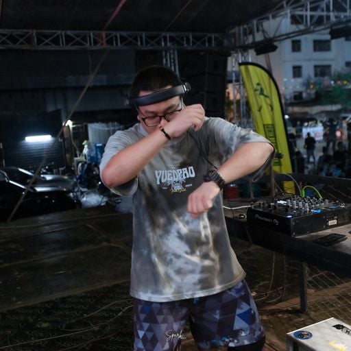 น้ำไม่เล่น เล่นแต่…. [ SONGKRAN 2026 MOSZII ]