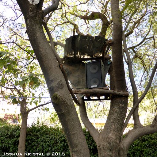 THE GLOBAL GLITCH 115