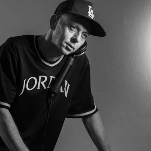 HOUSE GANGSTER DJ EFUNK @ UNDERGROUND VAULT PROJECT #49 @ 4 JANUARY 2025