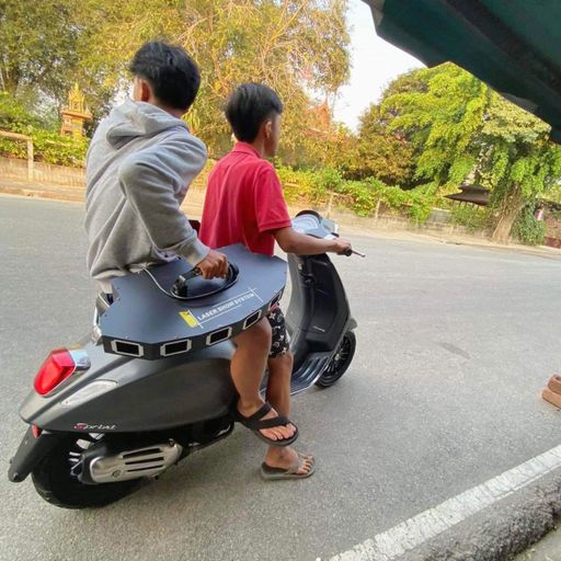 “สมเทือก & ภาคิน