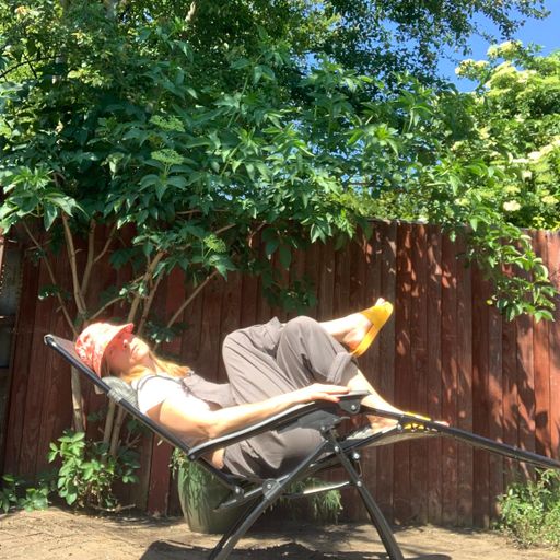 Emma Warren // 04-06-21