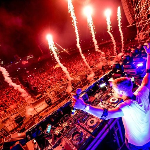 Armin van Buuren - Live @ Electrobeach Music Festival (Port-Barcares, France) (12-07-2015)