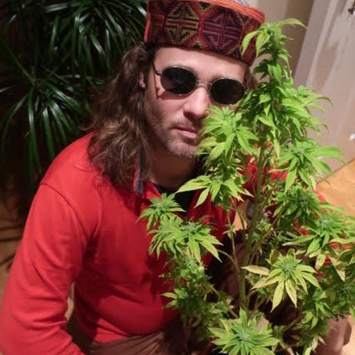 Horizontal Vibrations w/ Jean-Guy - 05/04/026 - [Voices Radio]