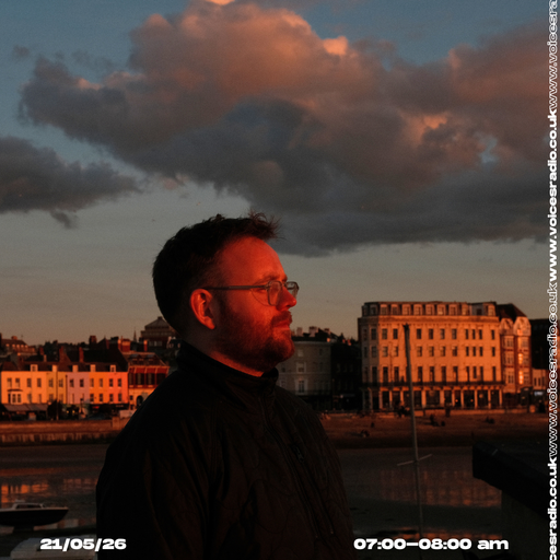 Distant Image w/ Dom Kirtley 21/05/26 - Voices Radio