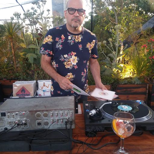 Head Sounds: Tostoni // 21-05-22