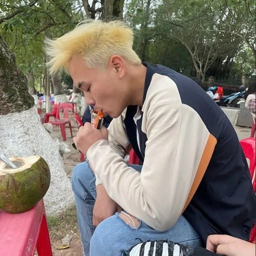 Đây Là Vinahouse-Fly Up