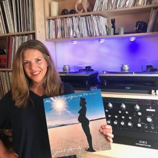 Colleen 'Cosmo' Murphy: Summer Staycation Vol. 2 // 18-08-20