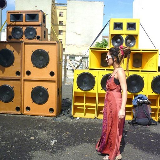 THE GLOBAL GLITCH 16 (mi-soul.com DAB)