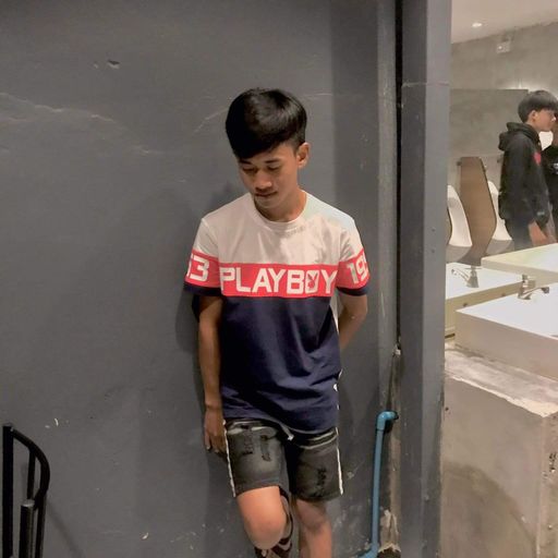 ความรักกินไม่ได้เเต่เรากินได้นะby สป ขอนเเก่น