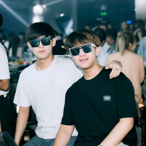 น้ำอ่ะเก๊กฮวย แล้วมึงเป็นควยไรเก๊กจัง Happy birthday คุณสิงห์ by เพื่อนขี้เมา