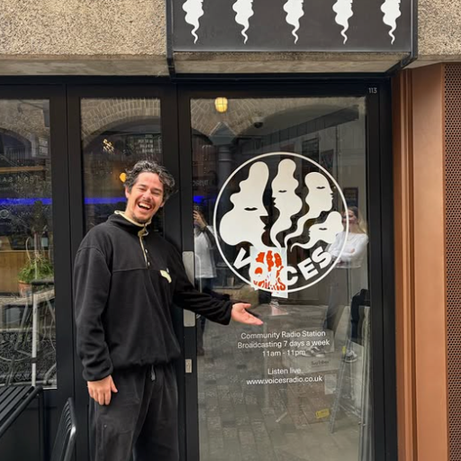 The Voices Breakfast Show w/ Justin Cambray - 270326 [Voices Radio]