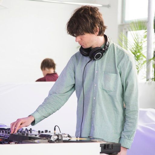 On the Floor – Visible Cloaks at Beyond the Clouds