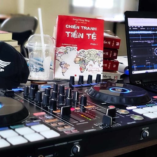 Chúc Mừng Năm Mới - Happy Lunar New Year - Vina House Ft China - Music By DJ Quyền Heaven Ft VN Logs