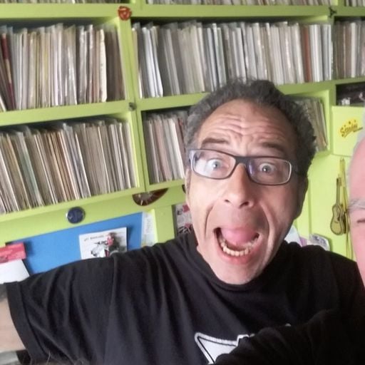 DJ Steve Stack-O-Wax ~ ROCKIN' RADIO ~ with guest DJ Leon Oddsocks ~ 19.11.25