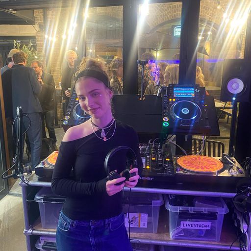 batgirl - 04/04/25 [Voices Radio]