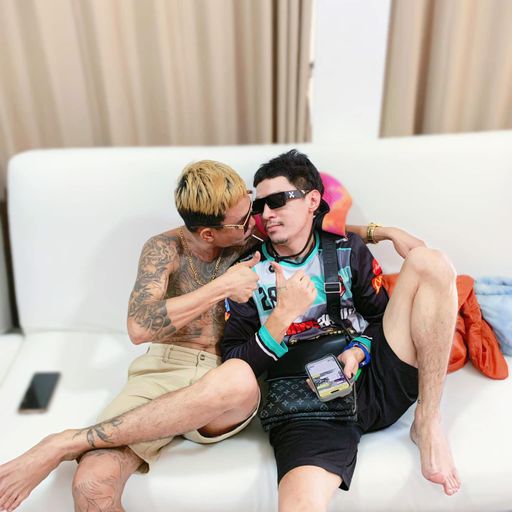 ให้ม่วงแค่เยี้ยวก็พอ. By .ส.บ.สัตหีบ