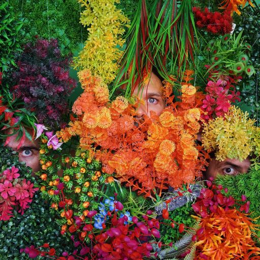 New Music Worldwide: Blood, Wine or Honey // 10-06-17