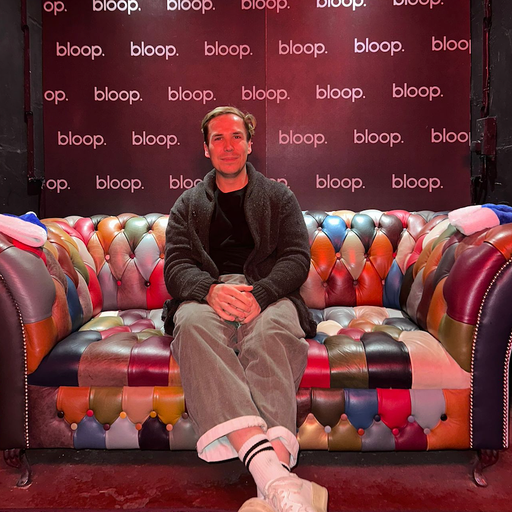 & now for something diffferent... w/ Lewe' - 22.12.25