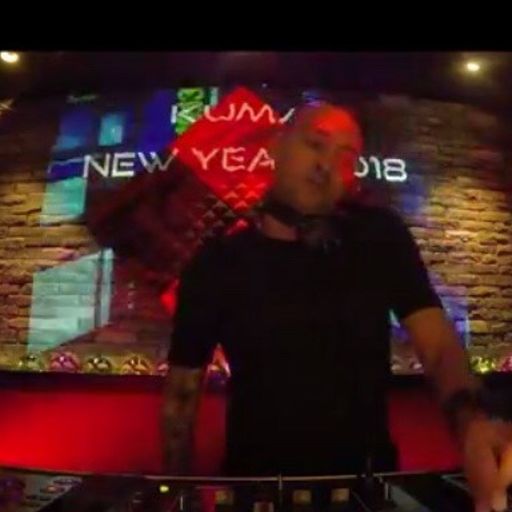 NYE - PRIVI