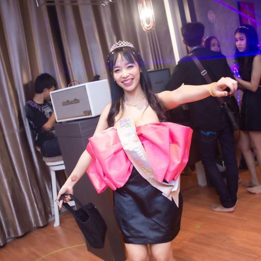 อย่ามาทำไห้ชอบ ถ้ามาเป้นผัวให้ไม่ได้ HBD.ซ้อแนน